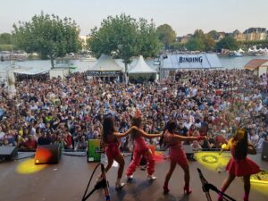 890951bd-c574-423d-b4e2-1e4ad87eb65e